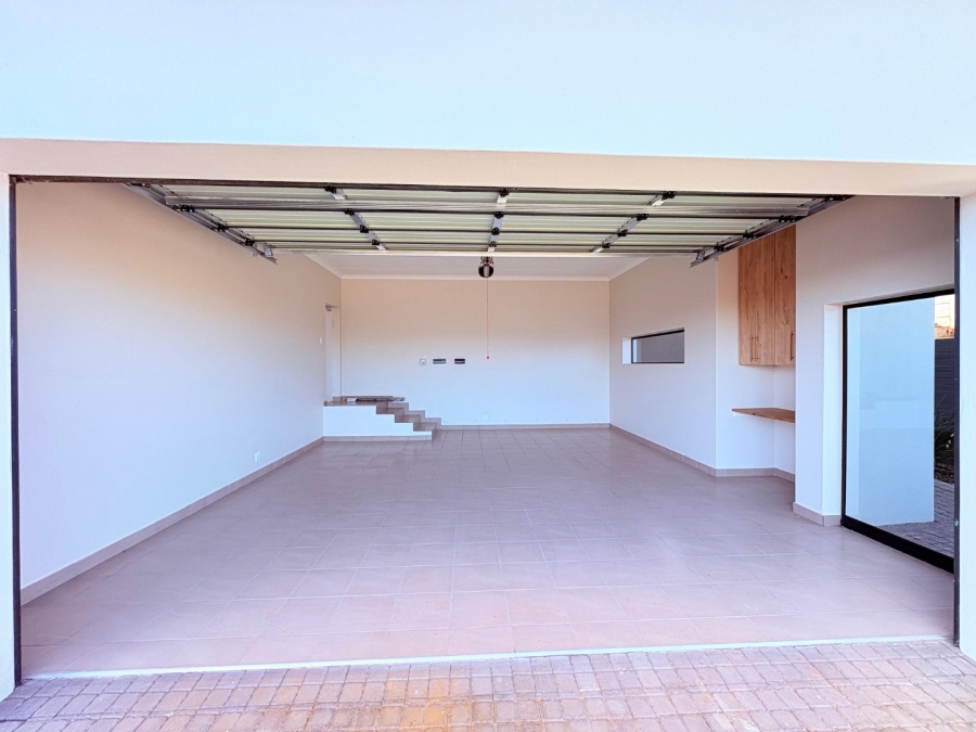 3 Bedroom Property for Sale in Hartenbos Heuwels Western Cape